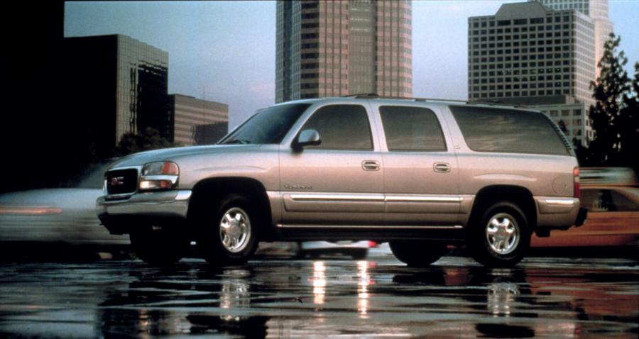  GMC Yukon 2000 года  (фото 25 из 51)